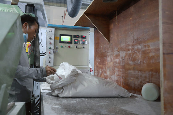 reines Melamin 99.8%min industrielles Grad-Melamin-Harz-Pulver 25KGS/BAG pulverisieren