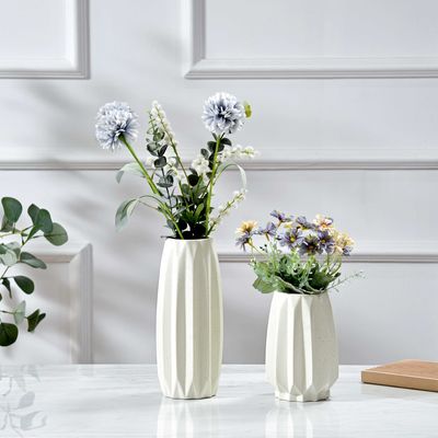 Glatte kleine keramische Vase für moderne Tischregale Wohnzimmer Bad