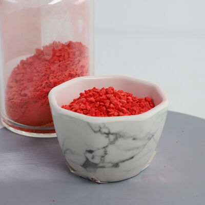 Melamingranulate, die eine Sublimationstemperatur von 300 °C und eine Dichte von 1,573 G cm3 für das Material bieten