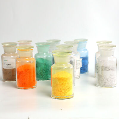 Siedepunkt 350 °C Melamin-Granulat mit konstantem Formdruck 80-140 MPa Lagerung an einem trockenen Ort